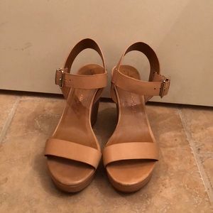 Arturo Chiang Wedges